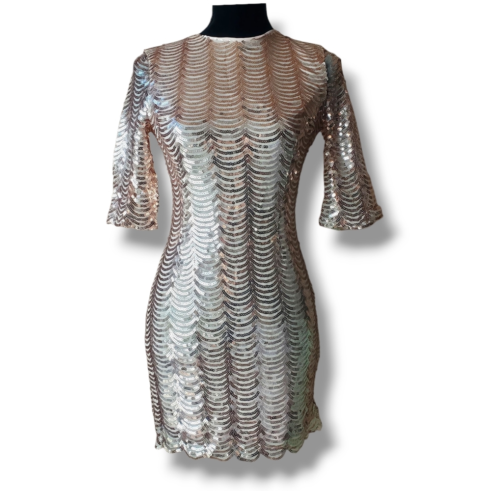 NWT Sequin Scallop 3/4 Sleeve Bodycon Mini Dress In Dusty Pink
